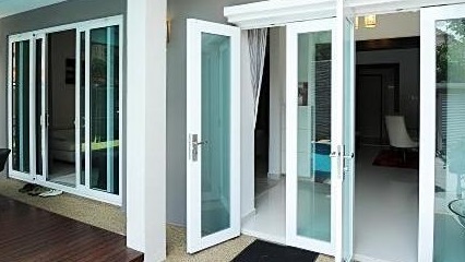 mẫu cửa nhôm việt pháp