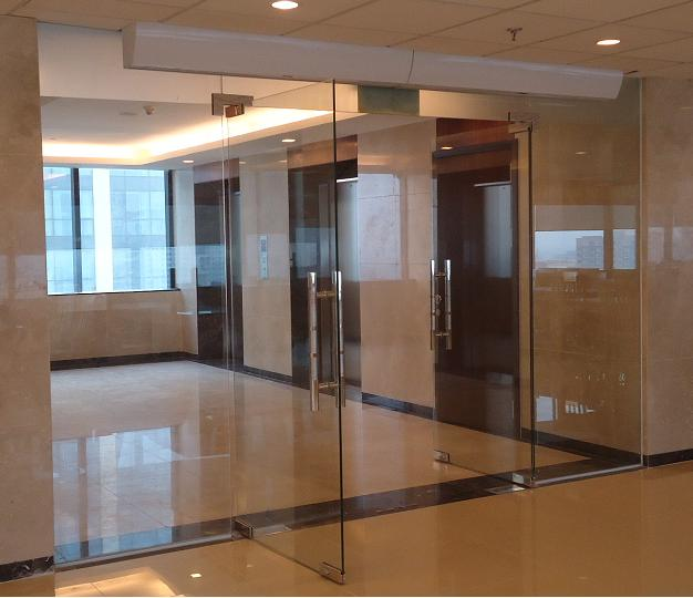 Giá cửa thủy lực 2 cánh 